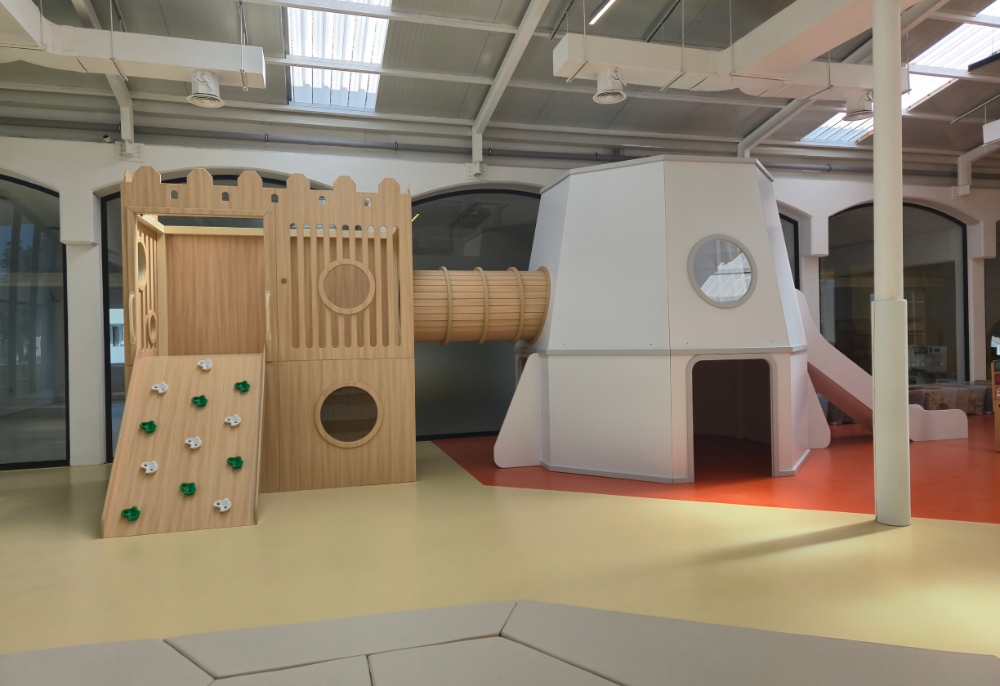 BC Academy | Mars Room Design & Installation for Interactive Learning