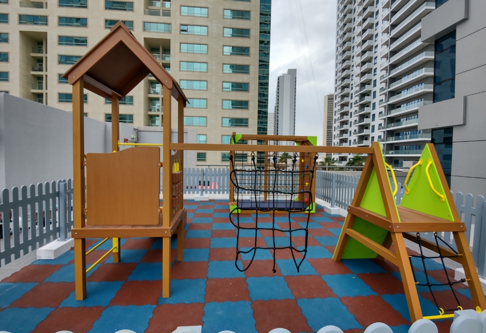 Chain Holdings – Outdoor Play Equipment