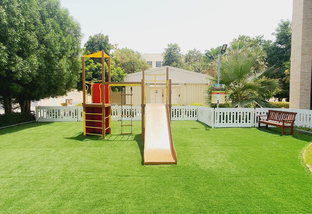 RAK Hospital – Outdoor Play Equipment