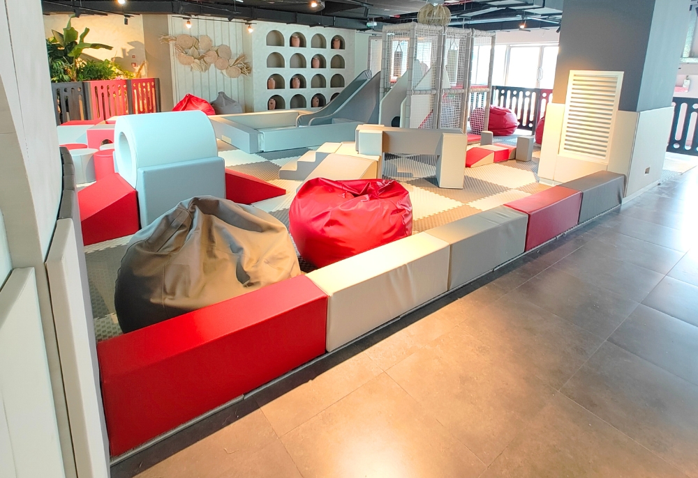 PAN Emirates | Indoor Play Design & Installation for Engaging Environments