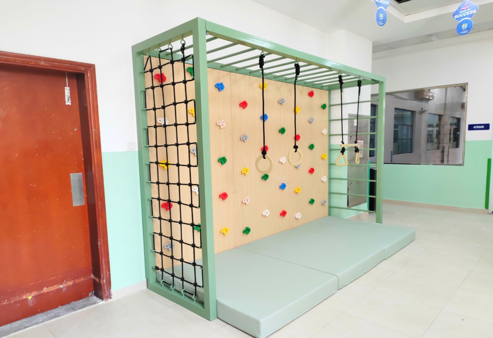 Beacon House School – Lobby Design & Installation