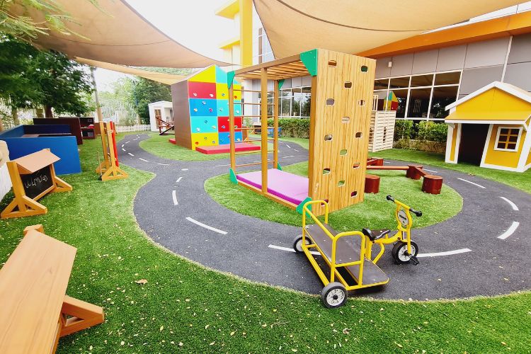 Dubai British School – Play Equipment