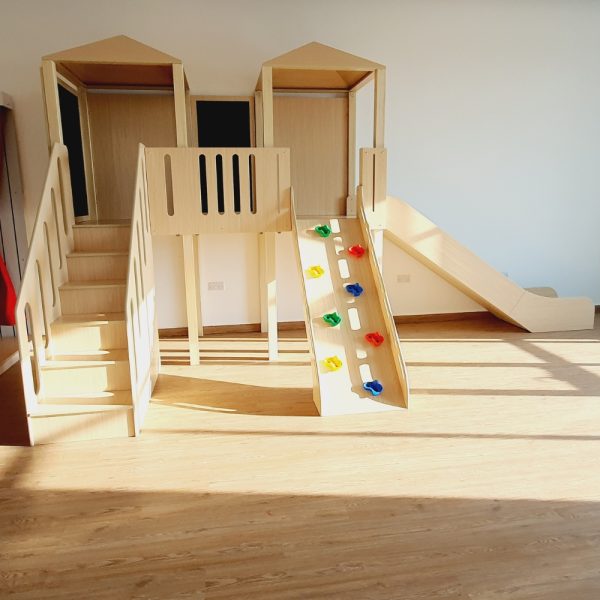 Climbing-Frame-With-Fence