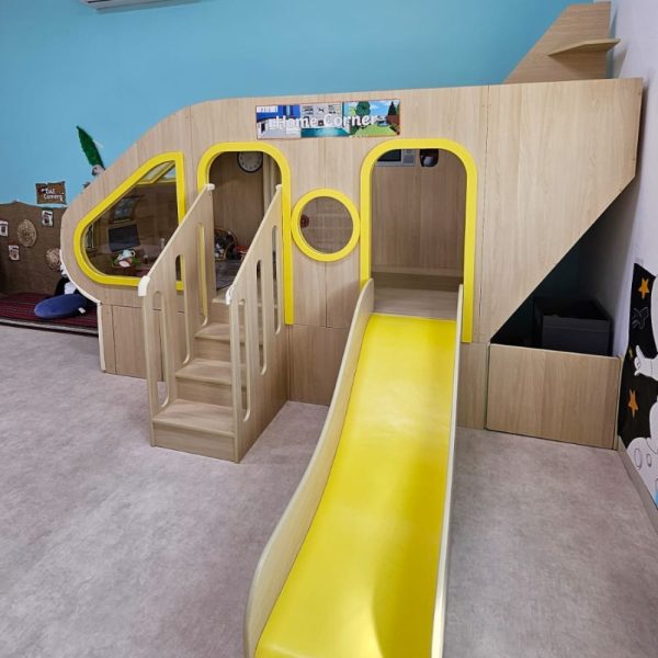 Aeroplane Shape Play House