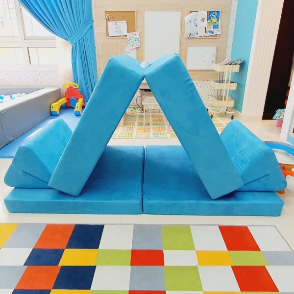 Play Sofa – Turquoise Suede