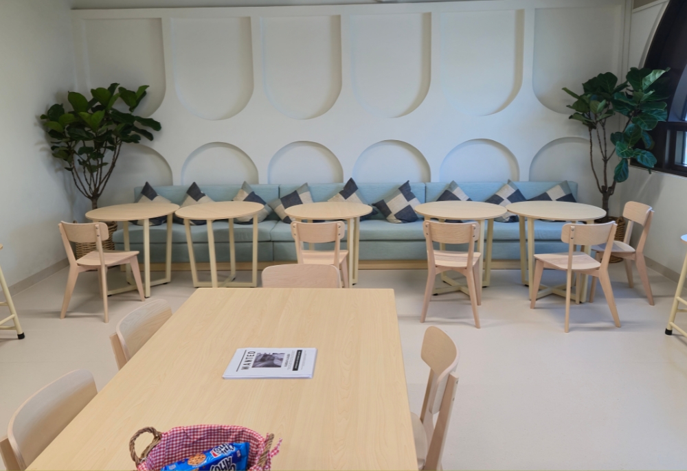 VIP School – Form Room Design & Installation