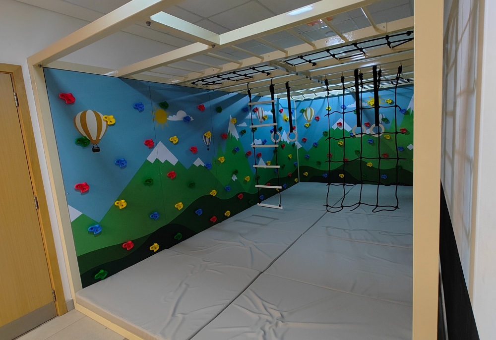 Kent College Dubai: Indoor Adventure Box Design & Installation
