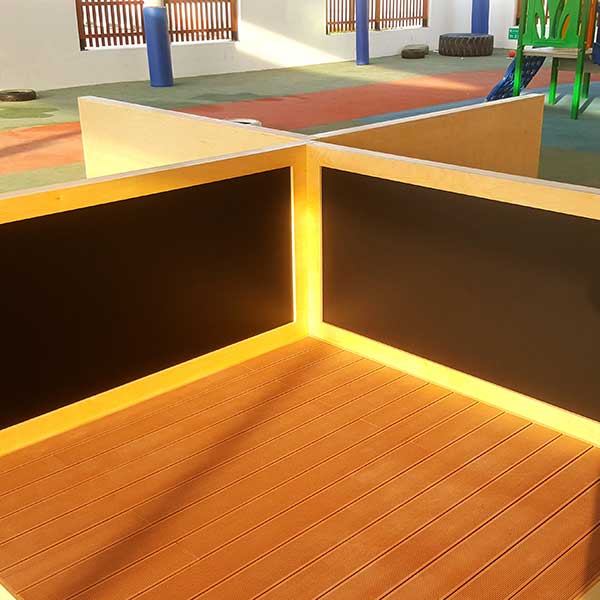 XL Art Corner With Blackboards
