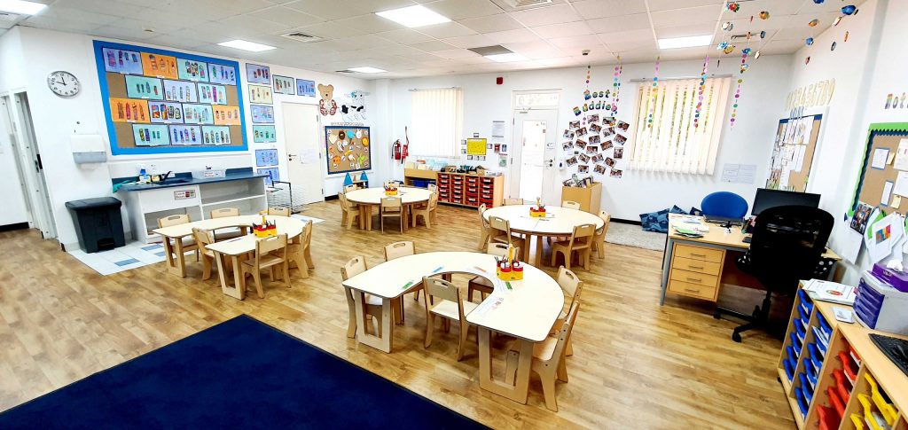 JESS DUBAI – CLASS ROOM
