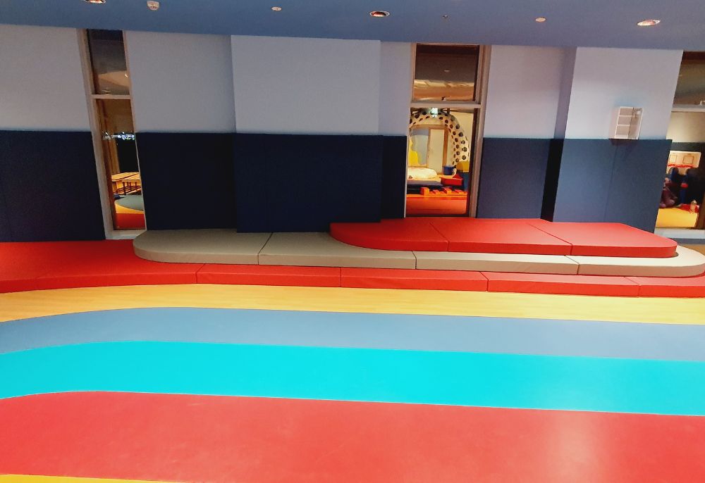 School of Research Science – Best In UAE Stage Design & Installation