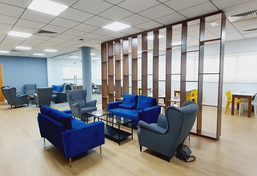 Sharjah English School – Staff Room