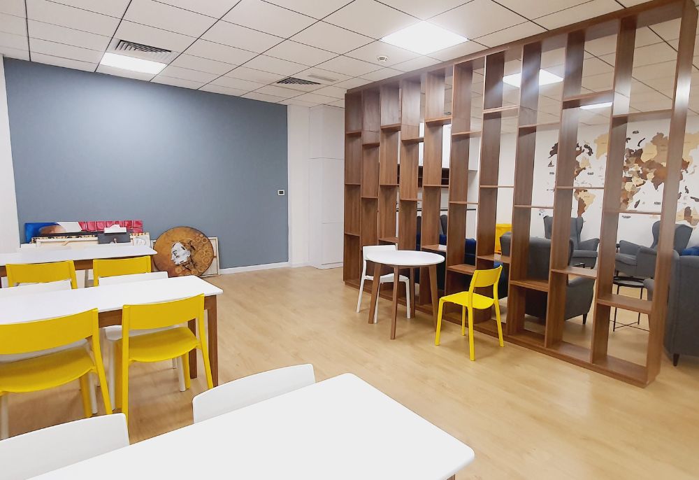 Sharjah English School – Staff Room