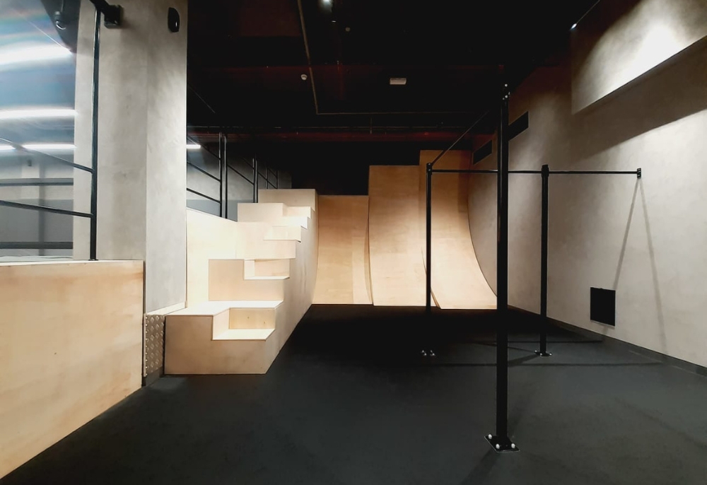 Train Gym – Play Equipment