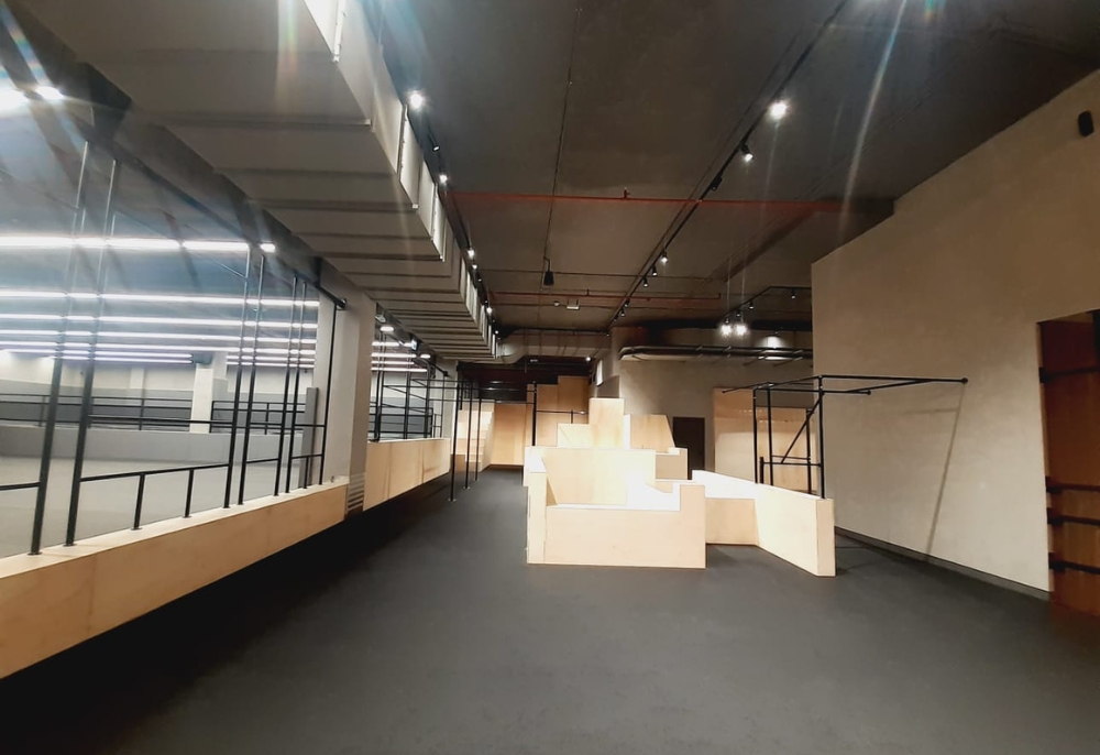 Train Gym – Play Equipment