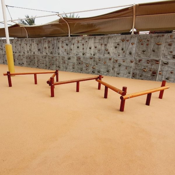 OUTCF36 - ZIGZAG BALANCE BEAM 3