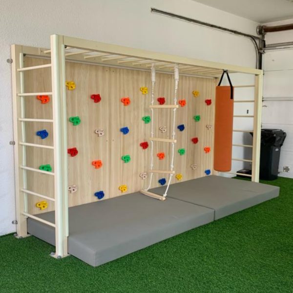 Monkey Bars Set With 3 Panel Climbing Wall