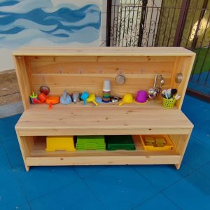 Outdoor Construction Corner Workbench
