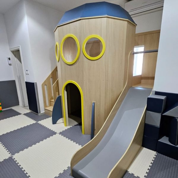 Tree Trunk Play House
