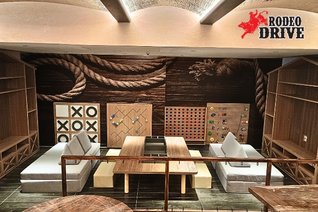 Rodeo Drive Restaurant - Indoor Play Area Design & Installation (9)