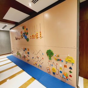 MOONKIDS SENSORY WALL