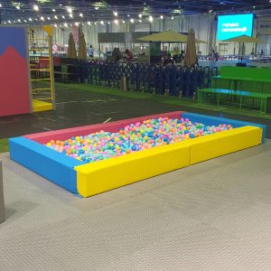 Ball Pool - Rectangular