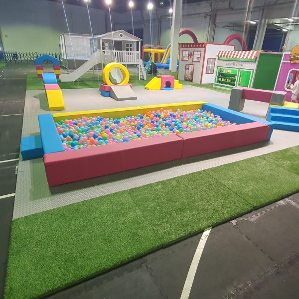 Ball Pool - Rectangular