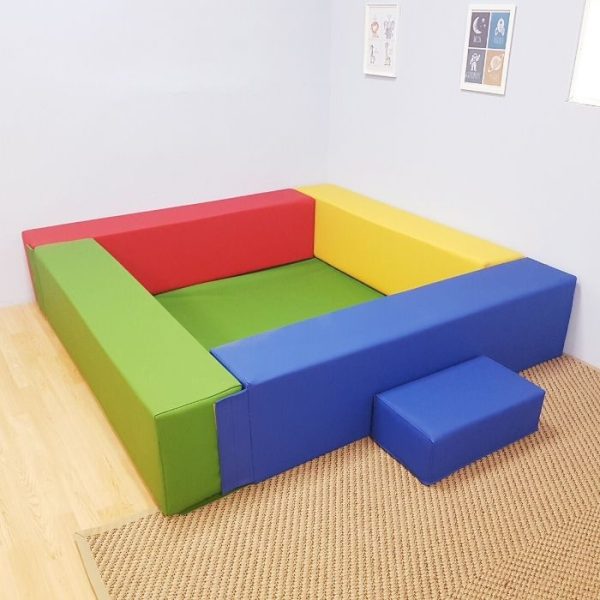Ball Pool - Square