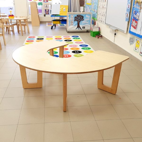U - Shape Table