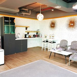 Moon Kids Elite Juice Bar