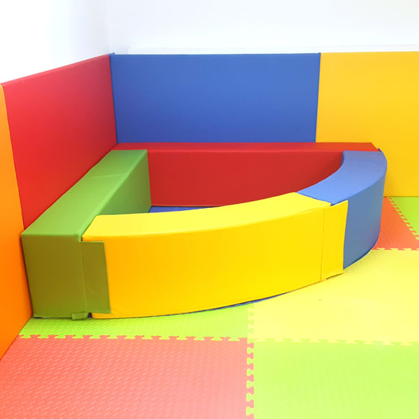 moon-kids-corner-ball-pool-1