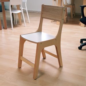 Dess Chair