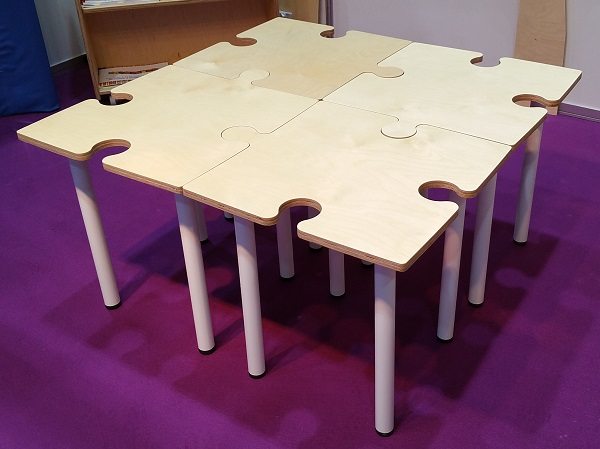 moon-kids-furniture-jigsaw-puzzle-table
