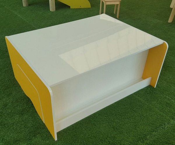 Moon Kids play table