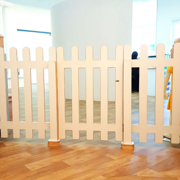 Picket Fence & Gate