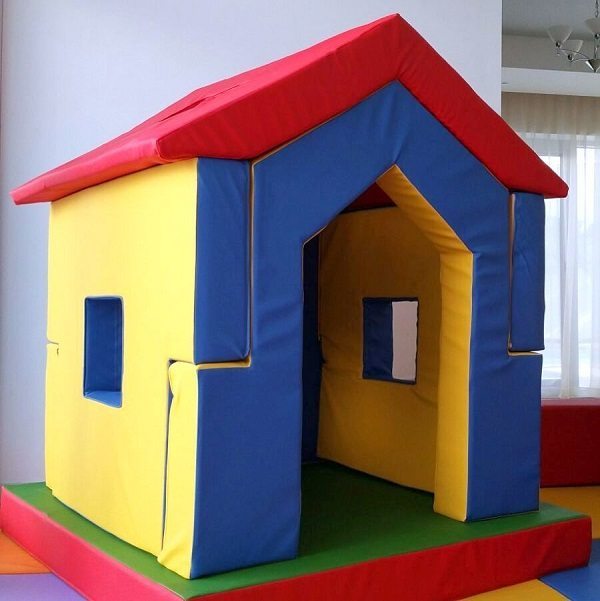 Moon Jigsaw House