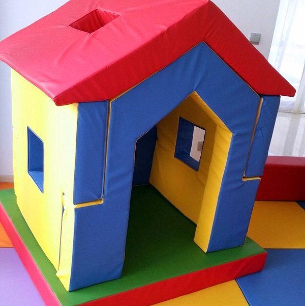 Moon Jigsaw House