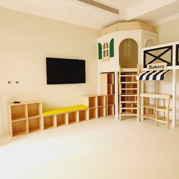 Shelf With Seating