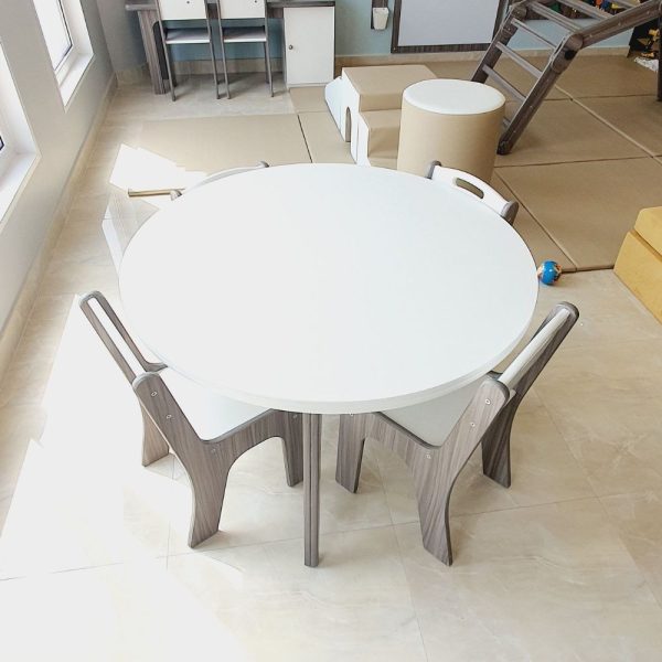 Round Table & 4 Chair Set - White