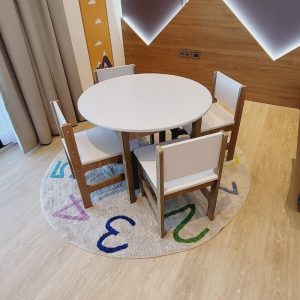 Round Table & 4 Chair Set - White